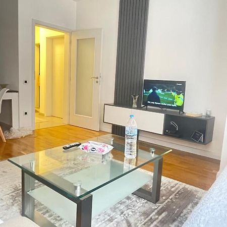 Apartament Prisztina Zewnętrze zdjęcie